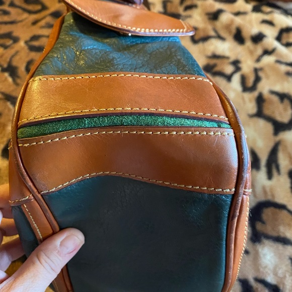 Dooney Bourke extra photos - Picture 6 of 8